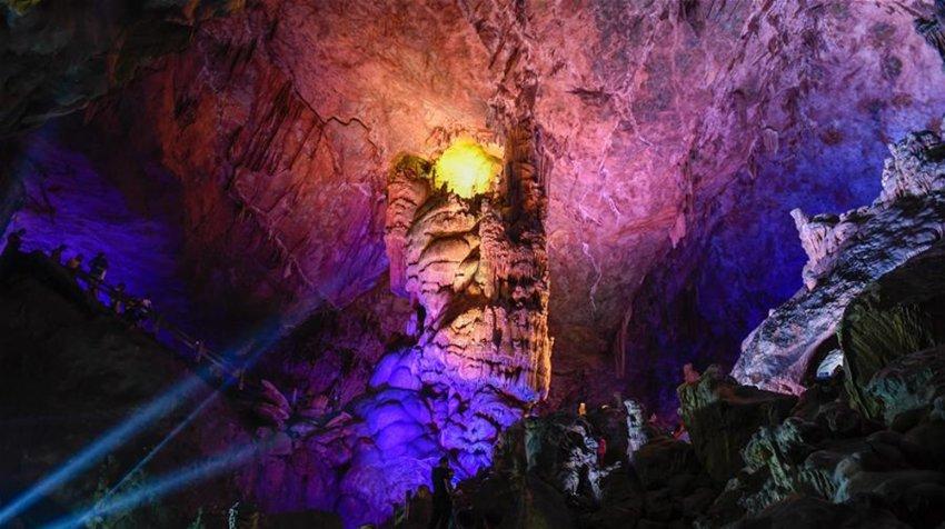 齐铁警方全方位护航冰雪旅游