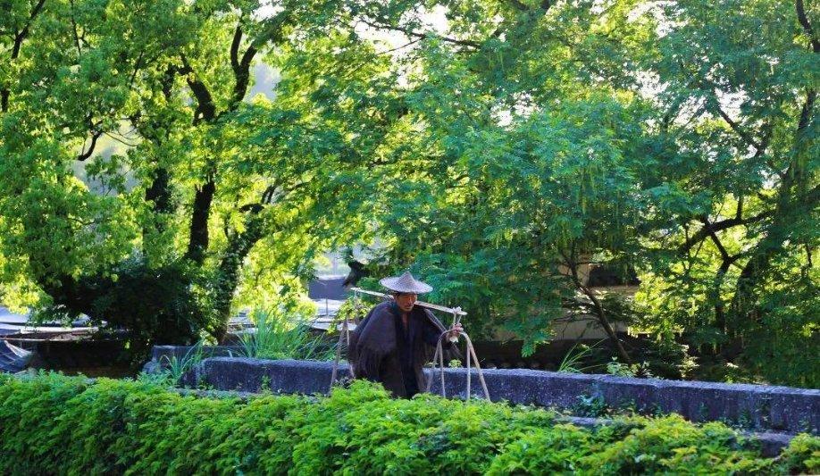 隐藏的间谍