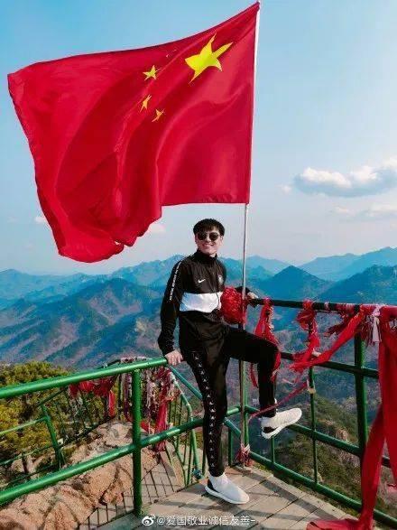 晨跑女子被尾随，险遭咸猪手，遇到这种状况该怎么办呢？游戏画面