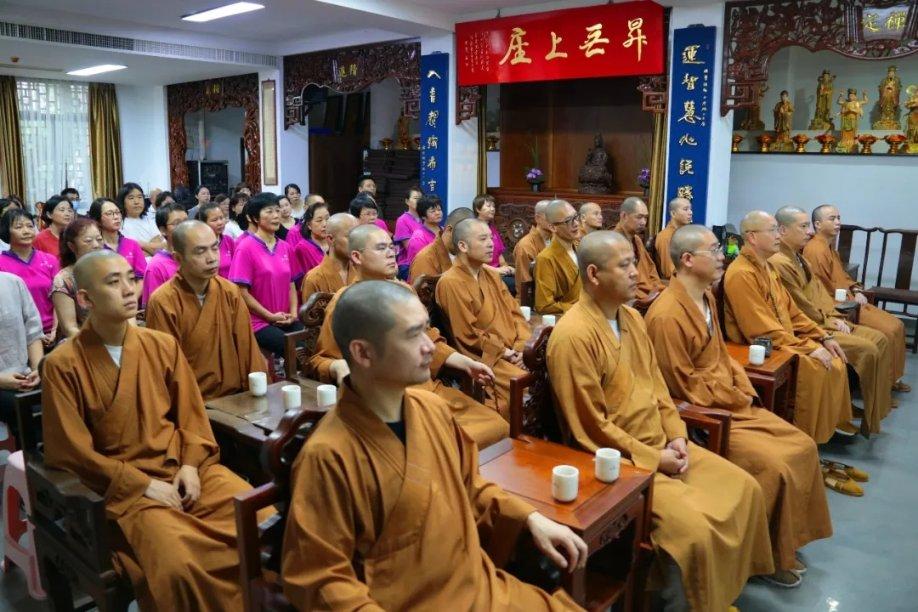 逃离龙的圣地