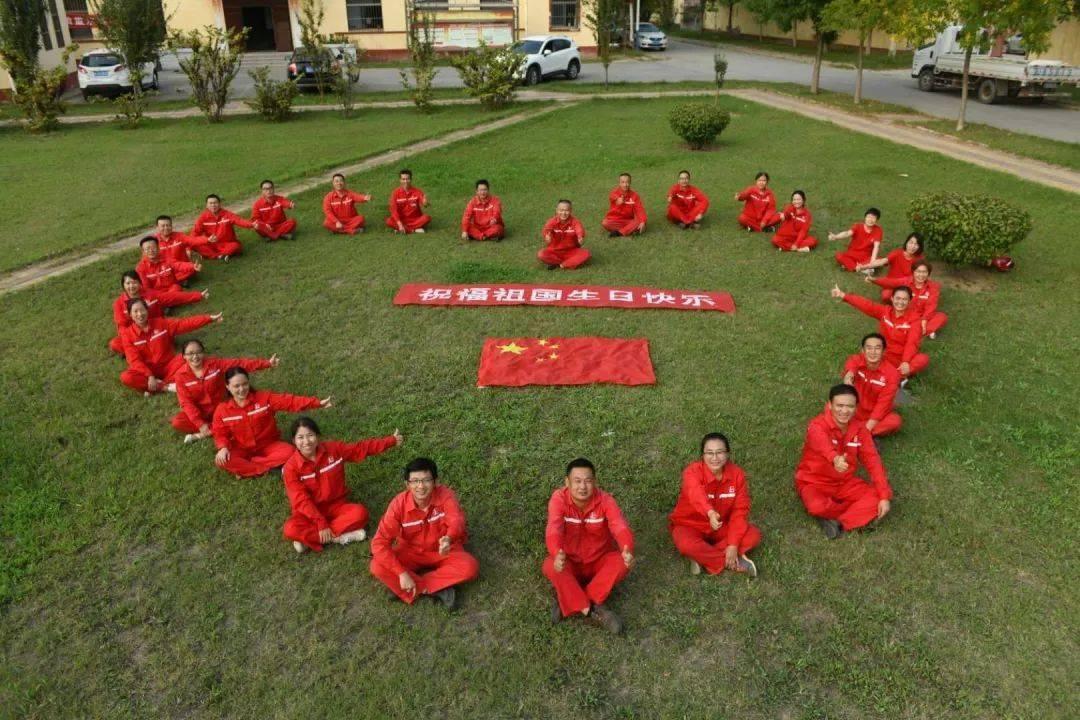 男子清晨起床突发心梗，喊醒老婆说了句“救命”后昏了过去，看看