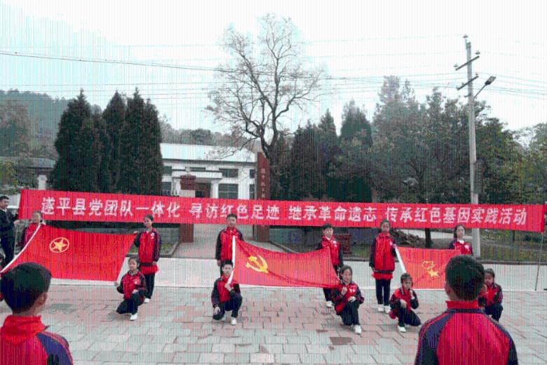 辽宁葫芦岛市总工会举办设计大赛助力当地校服产业转型升级