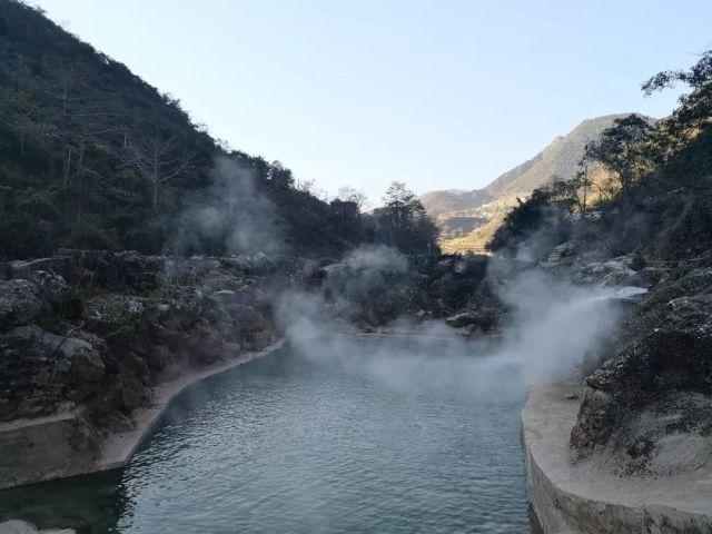 大叔钓鱼