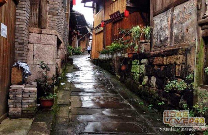江永县第十八届人大常委会第十八次会议召开