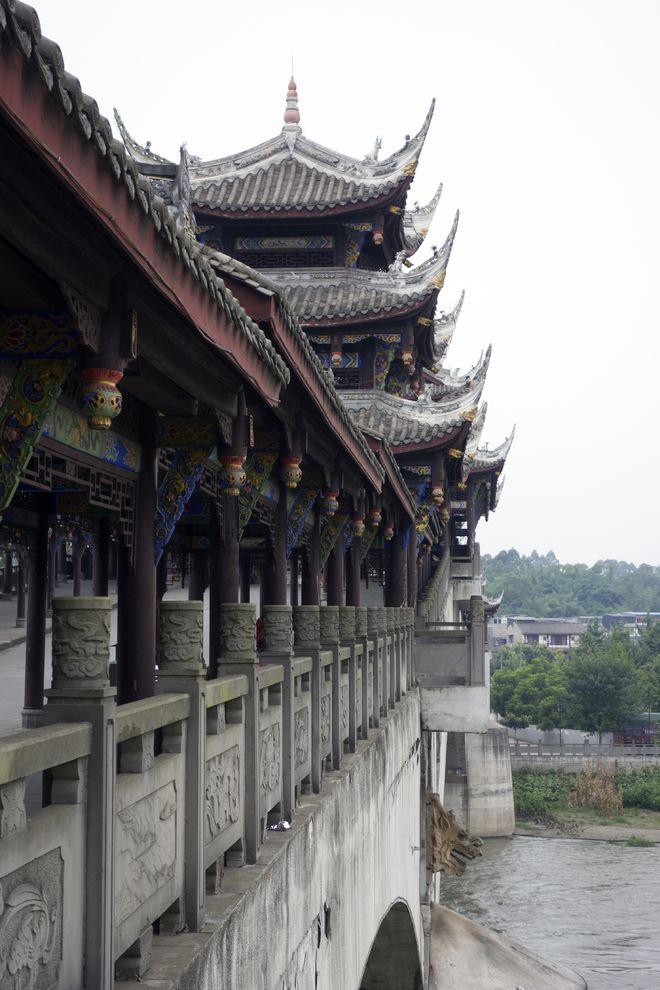 老公只是在客厅侧面装了个家庭影院,小区的业主都跑来我家参观