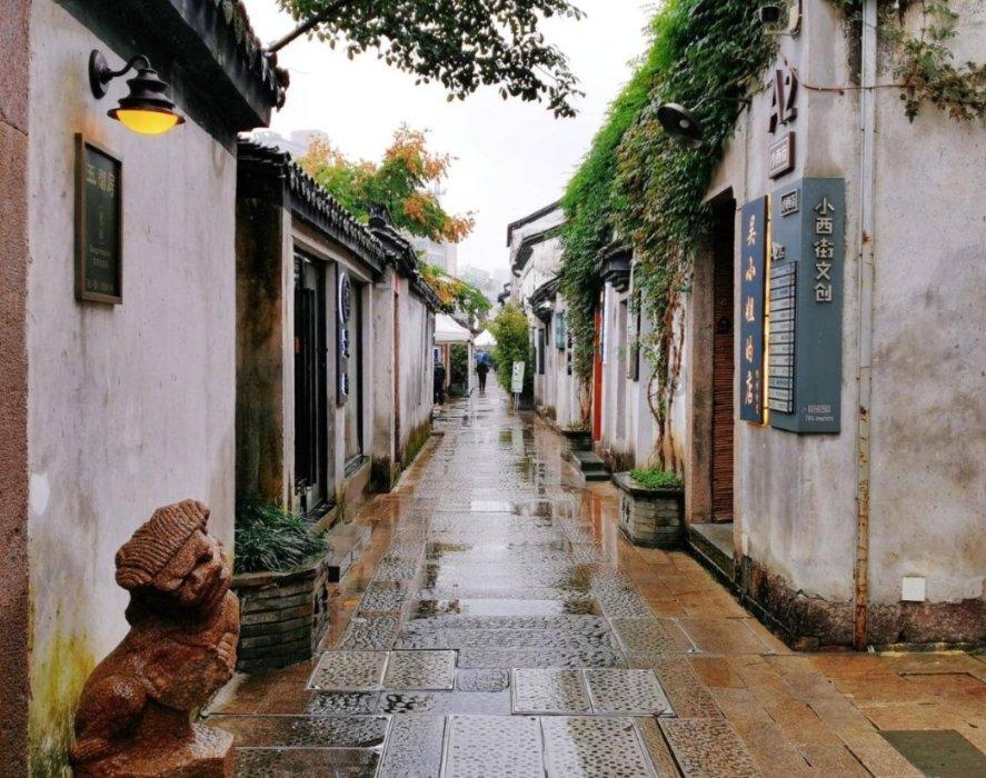 江津柏林:204盏路灯点亮群众的心